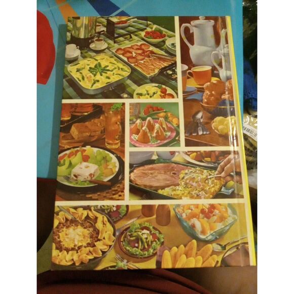 BETTER HOMES & GARDENS LUNCHES & BRUNCHES CREATIVE COOKING LIBRARY COOKBOOK 1963 - Picture 2 of 2